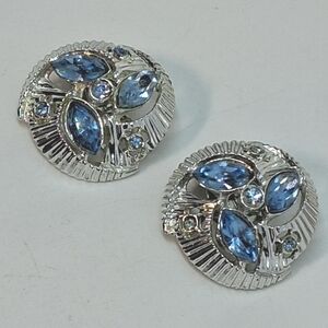 * Vintage Claudette Blue Rhinestone Silver Tone Clip On Earrings
